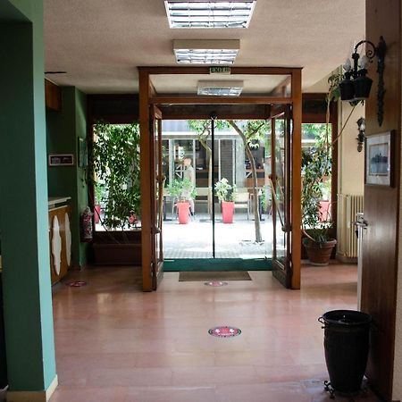 Egnatia Hotel Ioannina Extérieur photo
