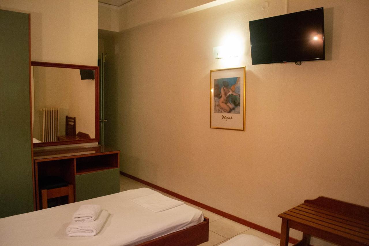 Egnatia Hotel Ioannina Extérieur photo