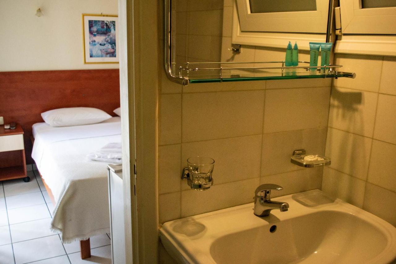 Egnatia Hotel Ioannina Extérieur photo