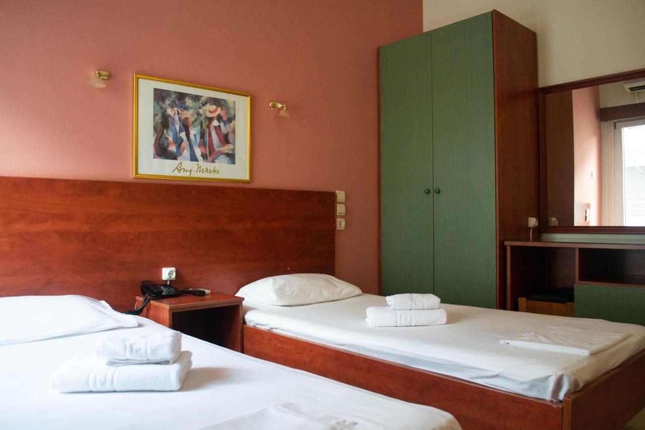Egnatia Hotel Ioannina Extérieur photo
